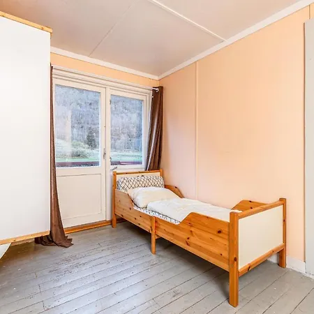 2 Bedroom Awesome In Gjora Prázdninový dům Musgjerd